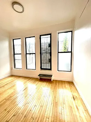 Rented by Compass | media 13