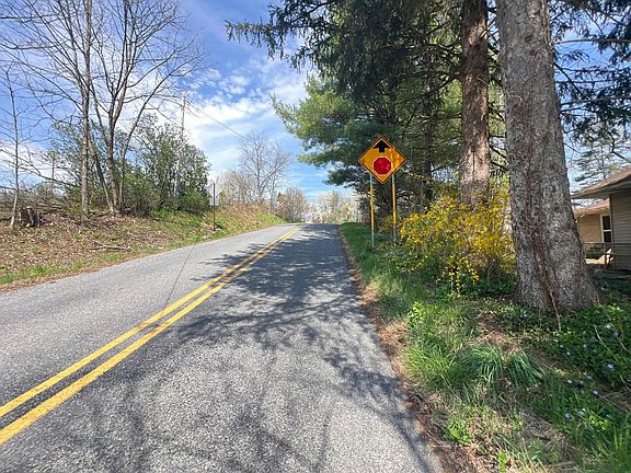 5th image of 2975 Jordan Rd