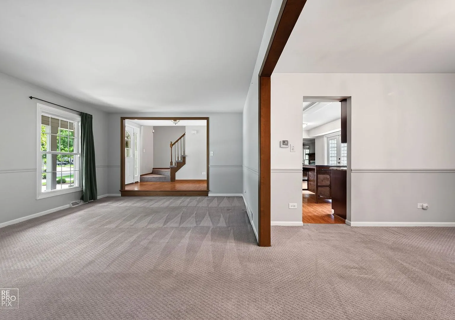 Rarely Available Four Bedroom Walk to Downtown Naperville — Photo 2