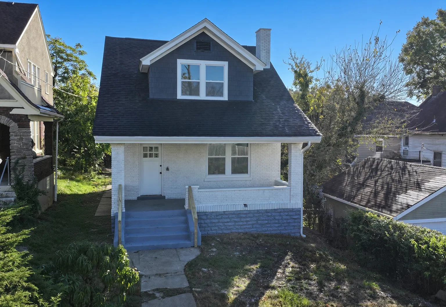 3 bed, 1254 sqft, $2,400 — Photo 1