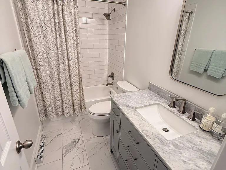 3313 Moores Glen Dr — Photo 17
