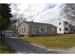 26 Mathews Ave, Waterville, ME 04901