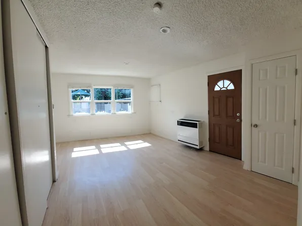 736A Palm Dr #A, Glendale, CA 91202