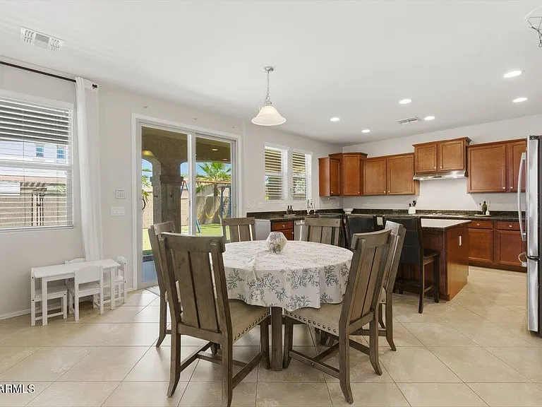 1876 E Azalea Ct — Photo 4