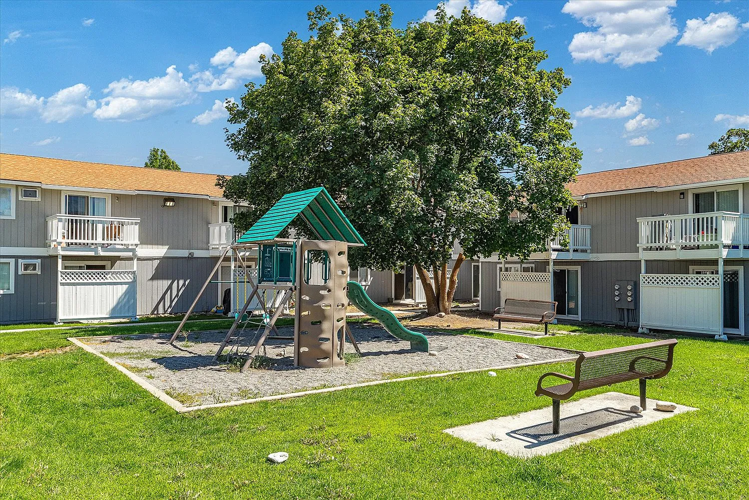 Parc Sprague Apartments — Photo 4