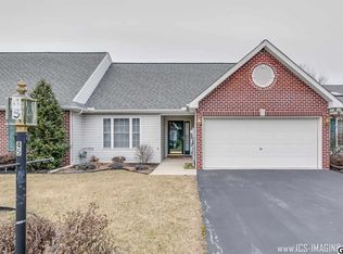 45 Ridgeway Dr, Mechanicsburg, PA 17050