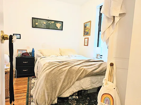 Rented by Virtual Real Estate | media 16