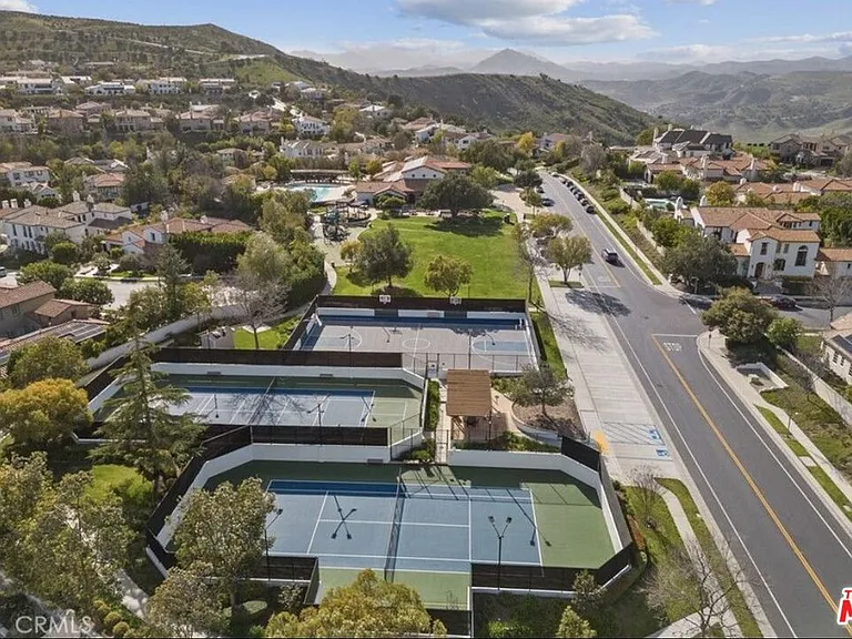 4133 Prado De Las Cabras — Photo 43
