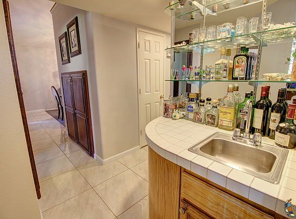 4th image of 2274 Pepper Dr