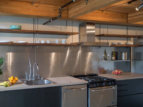 1433 12th Ave #408, Seattle, WA 98122