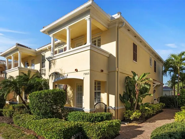 7665 Bergamo Ave, Sarasota, FL 34238