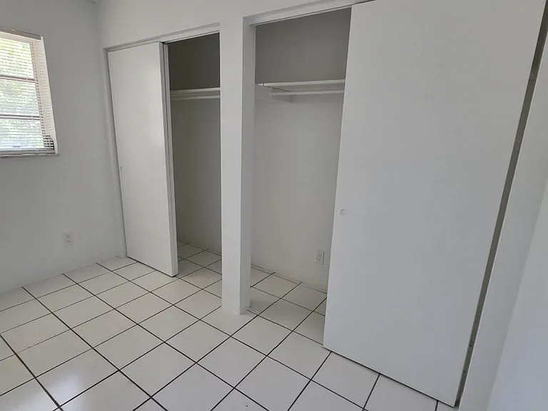 1150 NE 17th Ct — Photo 31