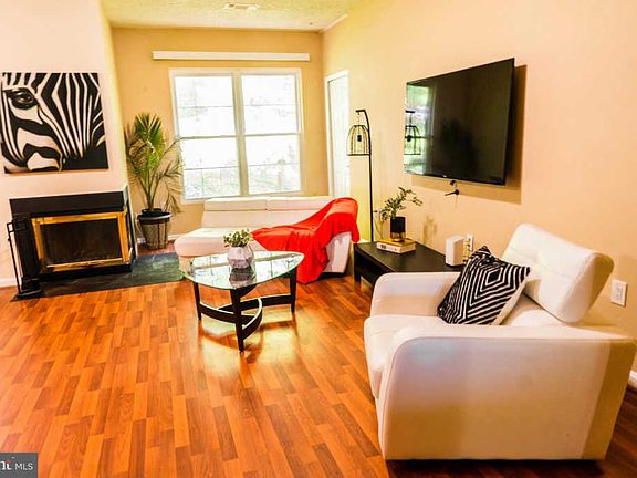 4th image of 287 S Pickett St APT 161