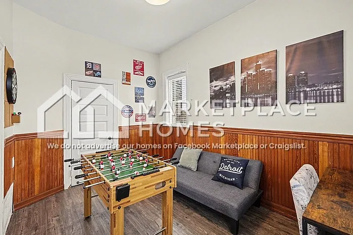 1391 Woodbridge St — Photo 5