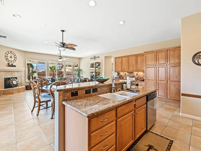 80445 Paria Way — Photo 13