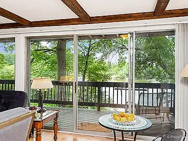 1 bed, 760 sqft, $1,950 — Photo 4