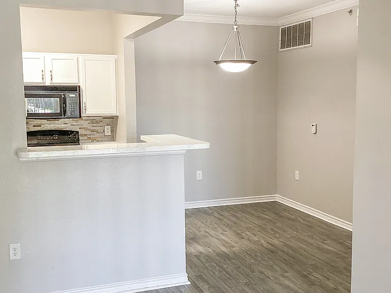 Lodge at West Oaks — Photo 5