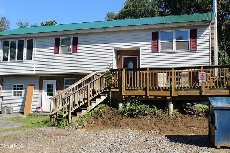 2nd image of 457 N Creek Road