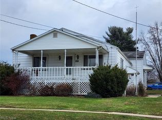 327-329 High St, Hopedale, OH