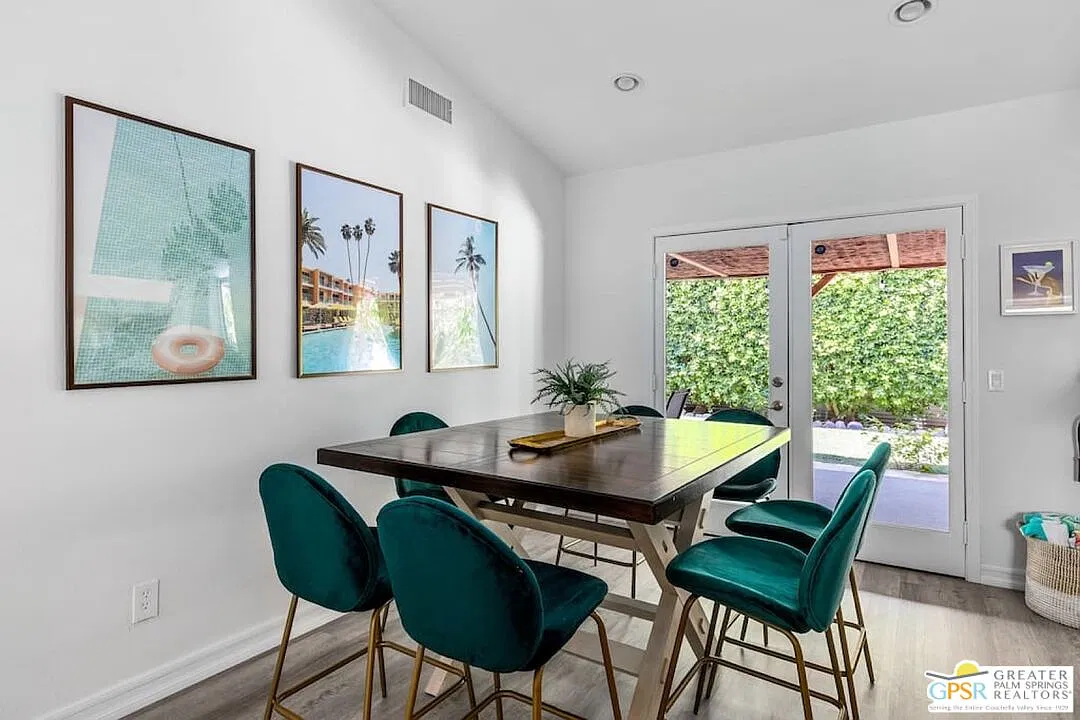 3 bed, 2.0 bath, 1391 sqft, $8,150 — Photo 3