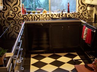 46 Grand View Ln, Bellingham, WA 98229