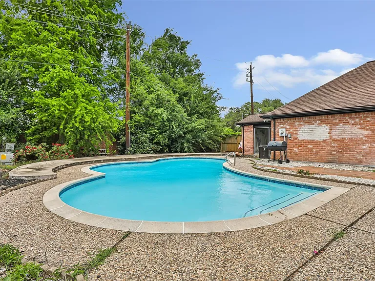 3602 Ridgeview Dr — Photo 5