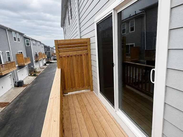 4419 Millennium Ave — Photo 14