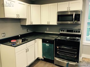 33 N Margin St APT 4, Boston, MA 02113