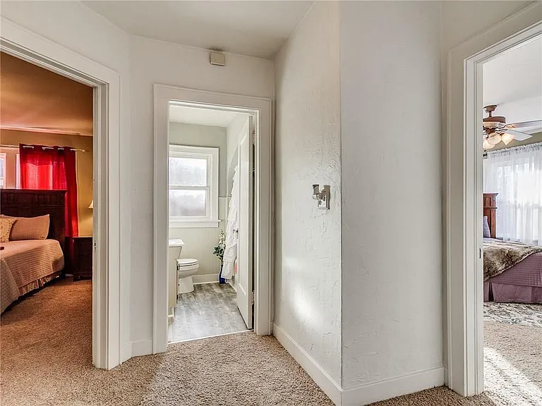 2505 NW 22nd St — Photo 12