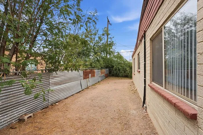 2520 E Cameron Vis — Photo 19