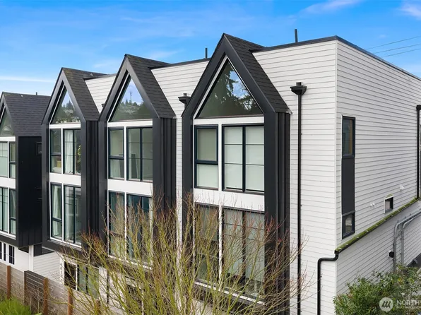 6041 42nd Avenue SW, Seattle, WA 98136