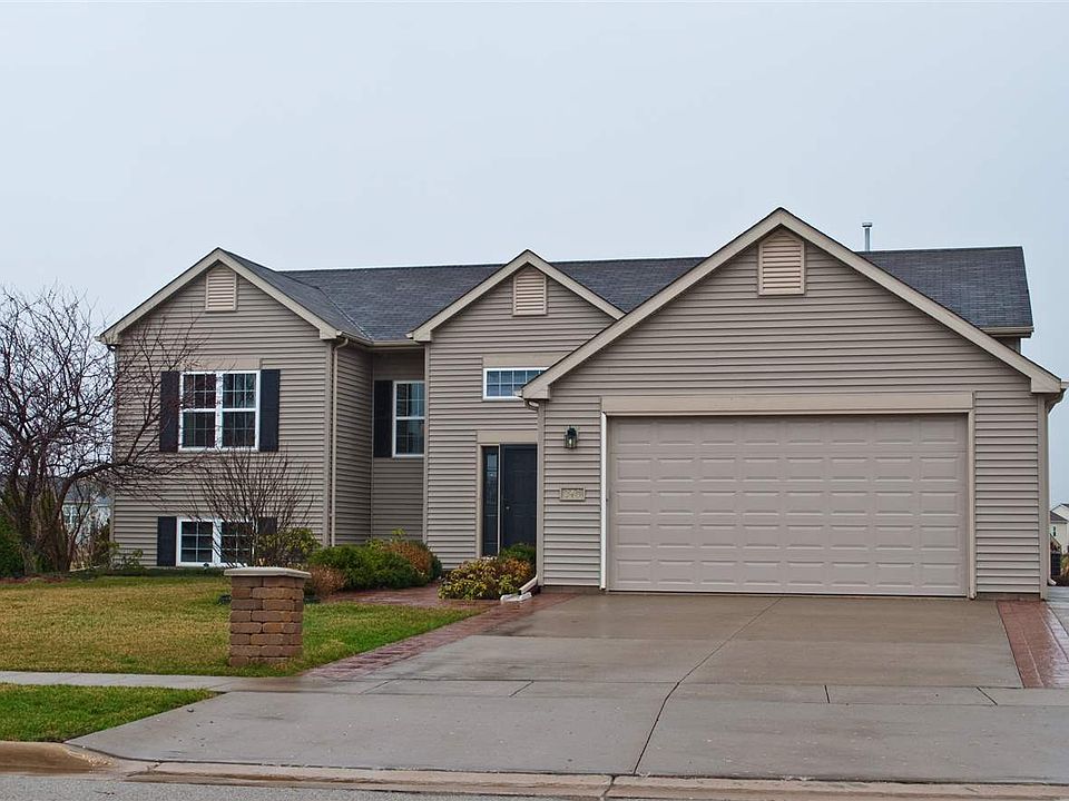 1st image of 240 Brookstone Dr