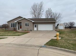 2796 Minerva St, Oshkosh, WI 54901