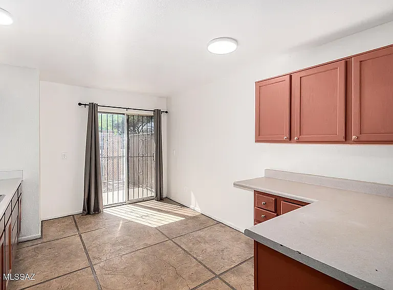 2823 N Flanwill Blvd #1 & 2 — Photo 12