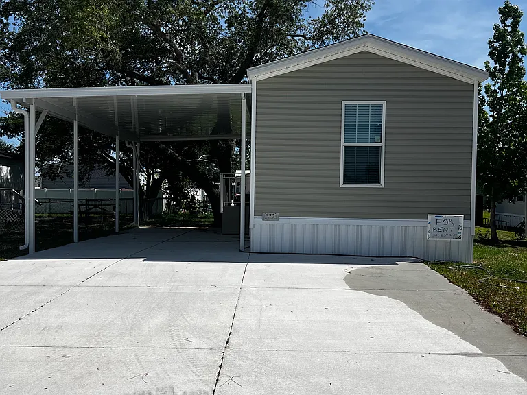 622 Lake Tahoe Cir — Photo 2