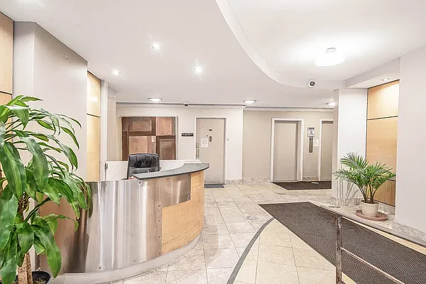 Rented by Oxford Property Group | media 17