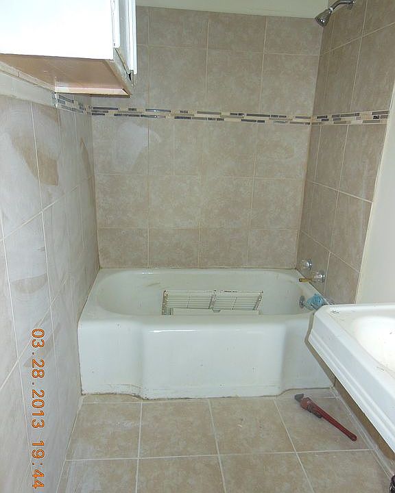 2nd image of 1216 N Cochran St