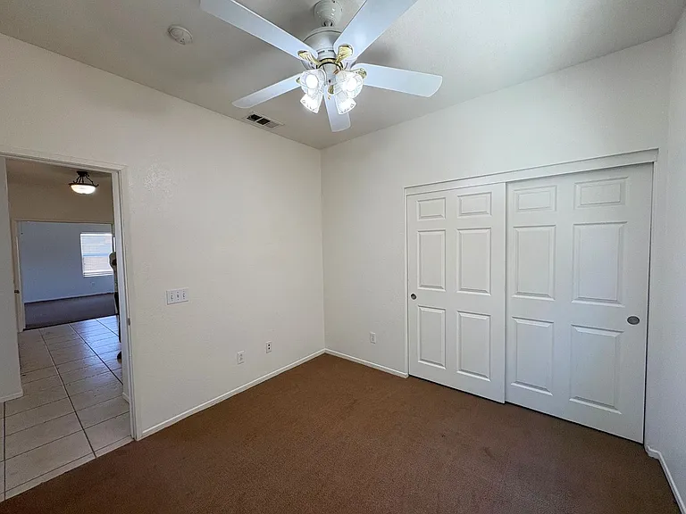 13085 Camden Ln — Photo 10