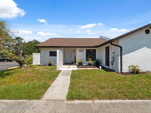 3rd image of 11402 Shallowbrook Pl