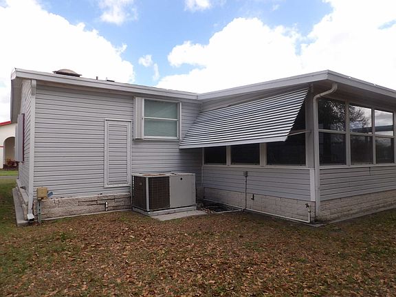 2nd image of 2692 NE Highway 70 #523