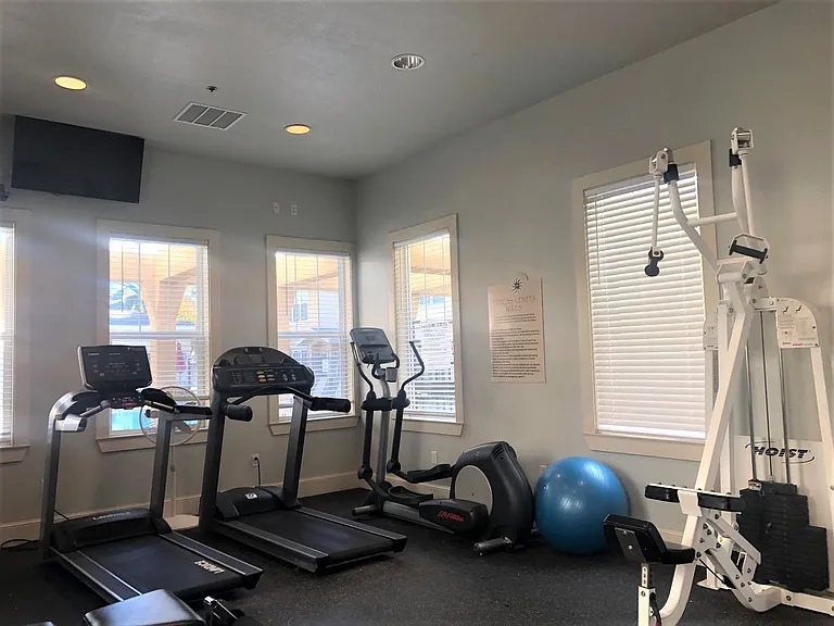 de Tolosa Ranch Apartments — Photo 25