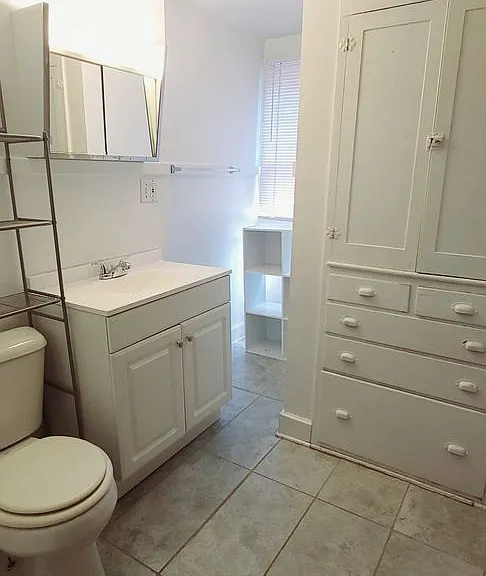 2054 Iuka Ave — Photo 23