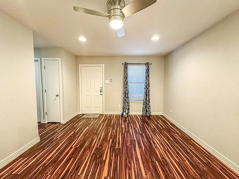 1348 S 12th St — Photo 3