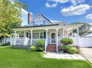 14 Stymus Ave, Bethpage, NY 11714
