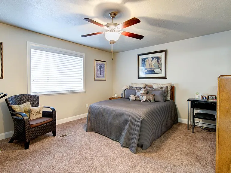 3054 N 275 E #3052 — Photo 8