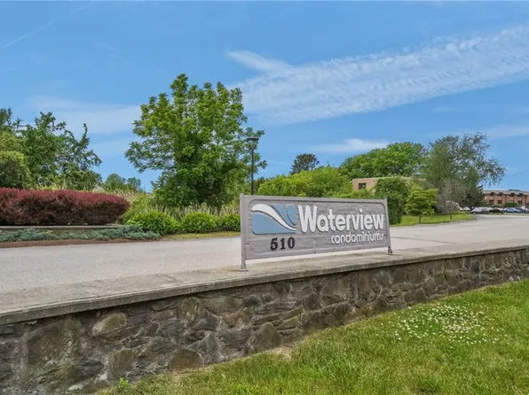 510 Child St APT 401A, Warren, RI 02885