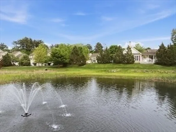 55 Pondside Dr #55, Bolton, MA 01740