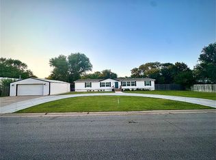 532 Aetna Dr, Cheney, KS 67025