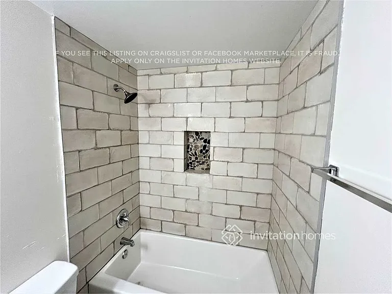 4309 N 72nd Ln — Photo 18