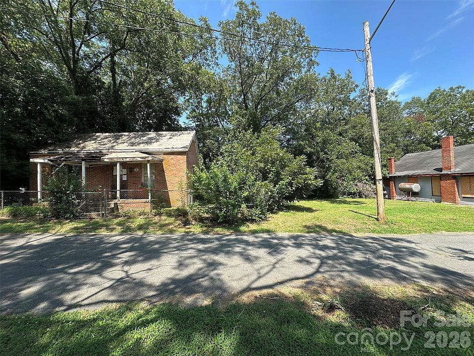 1st image of 806 Gordon St